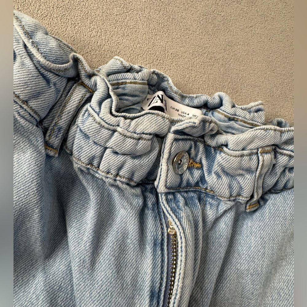 Zara Size 4 Baggy Paperbag Light Wash Jeans Denim Essential Grunge Casual Street - Picture 8 of 16